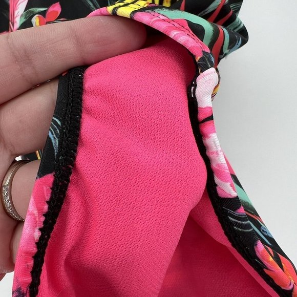 Hurley Little Girl's One-Piece Swimsuit in Tropical Black/Hyper Pink sz 5/6 NWT - Picture 4 of 9